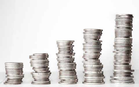 黄金期货波动加剧：宏观变量主导市场风险结构深度重组