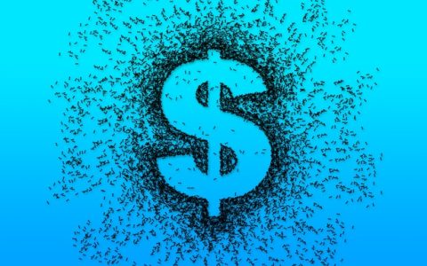 黄金期货：全球市场联动下的风险结构演变与资金情绪观察